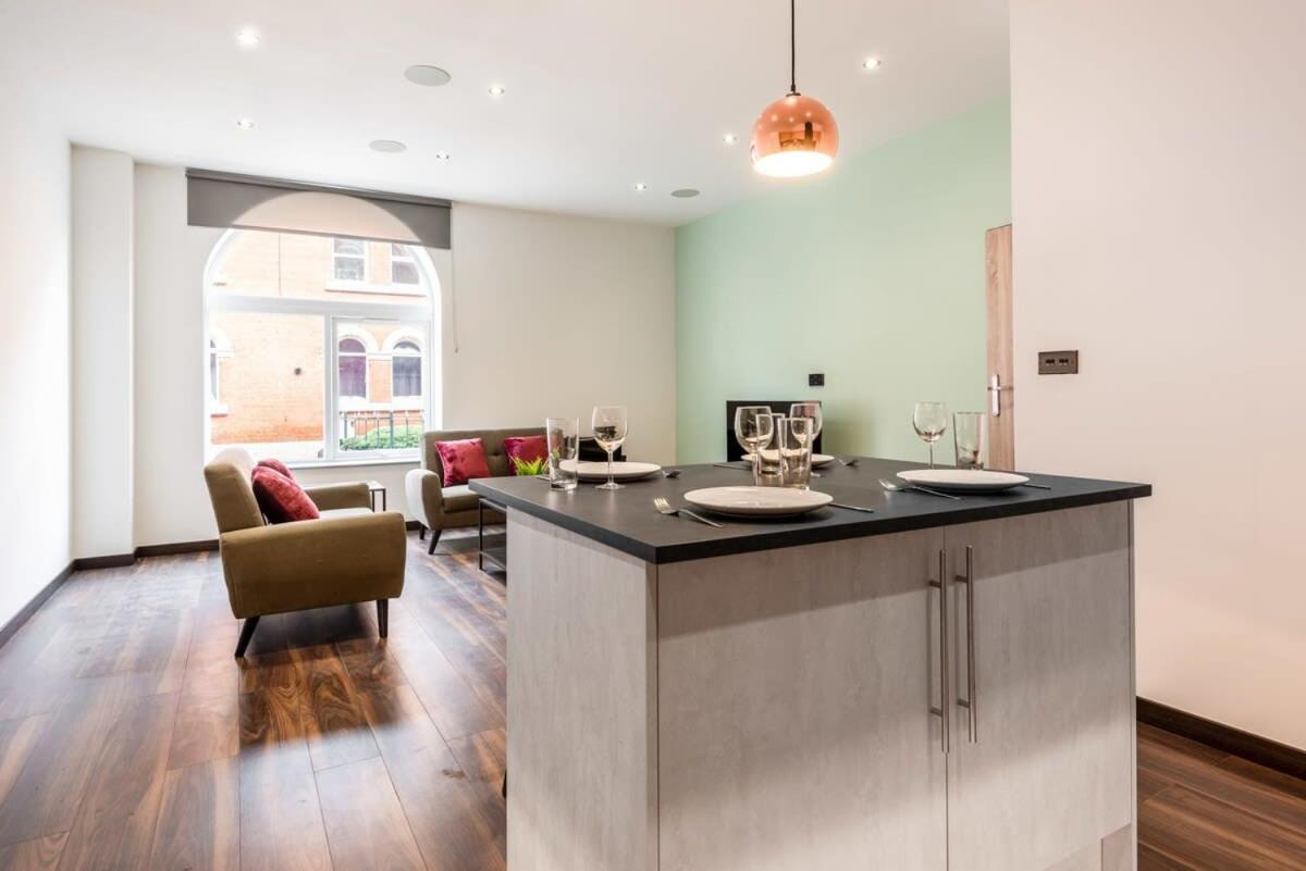 Characterful 2 Bed Apartment With Parking In Hull Kingston upon Hull Exterior photo